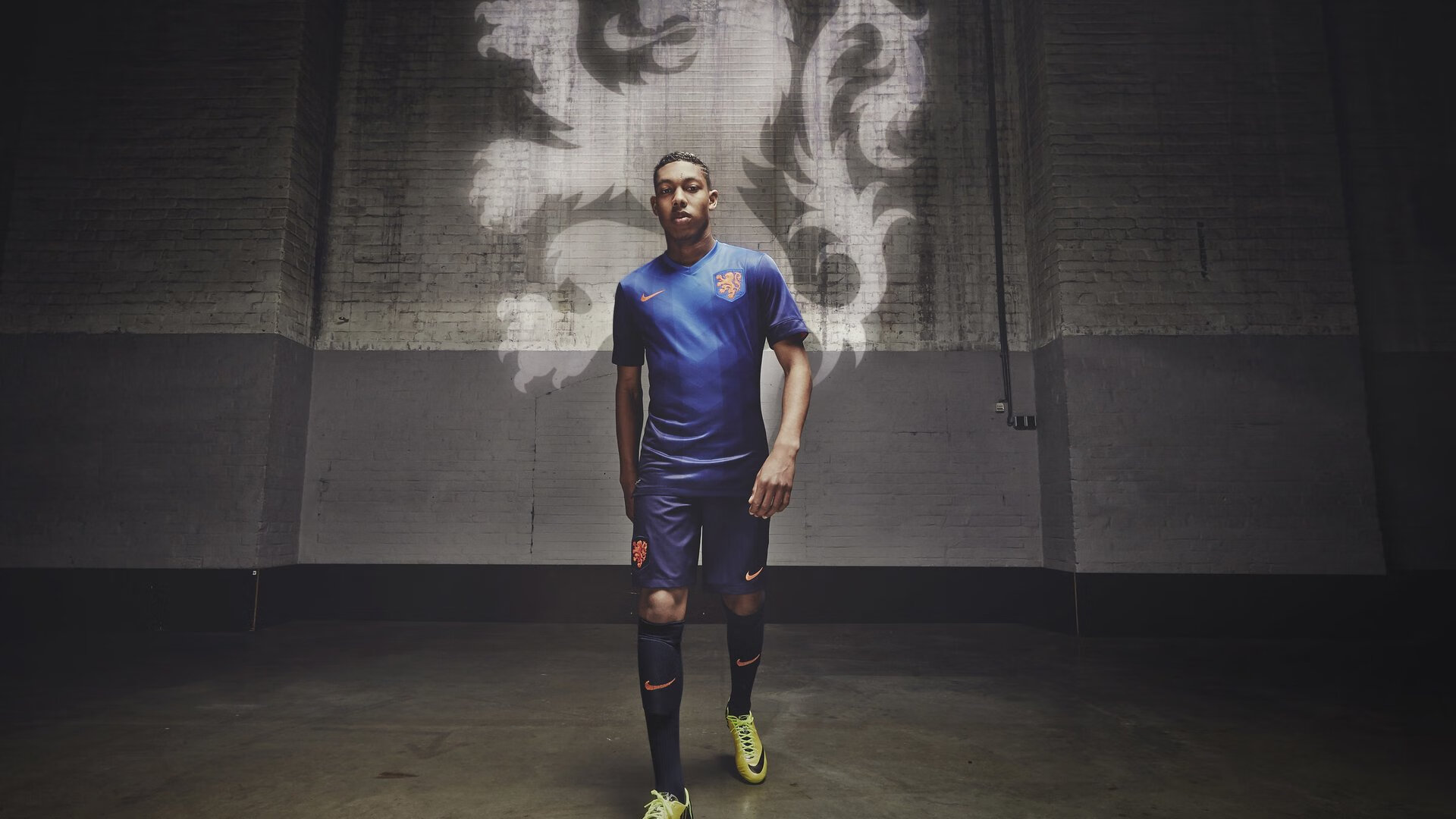 西班牙球员加尔门迪亚成为“篮球无国界”训练营代表,西班牙男篮大加索尔